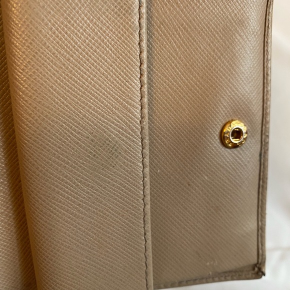 Prada Saffiano leather wallet - Picture 14 of 14